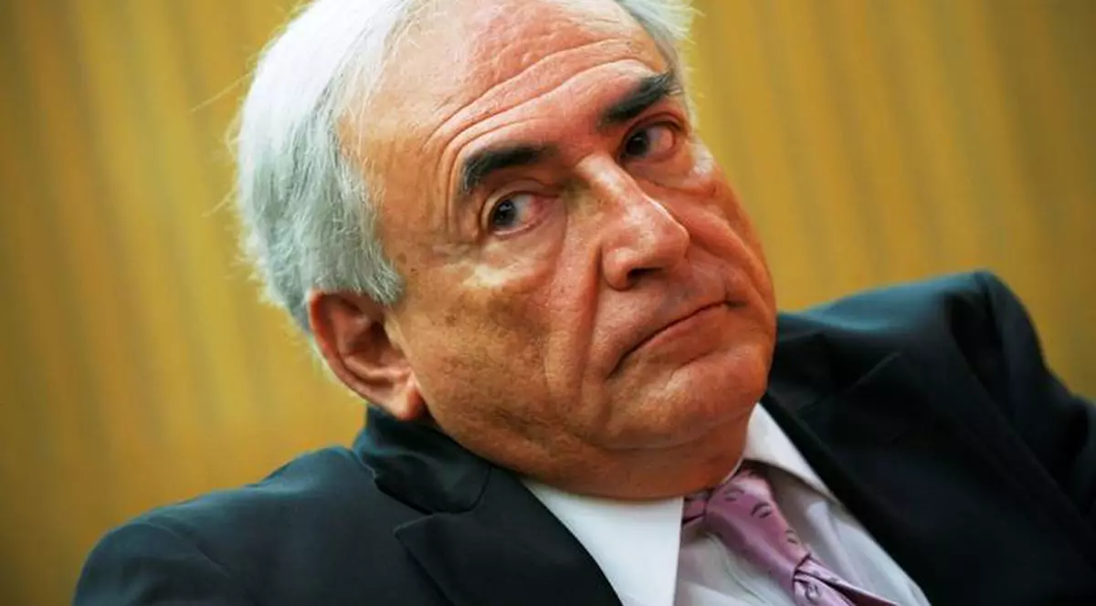 Dominique Strauss-Kahn, eliberat pe cauţiune