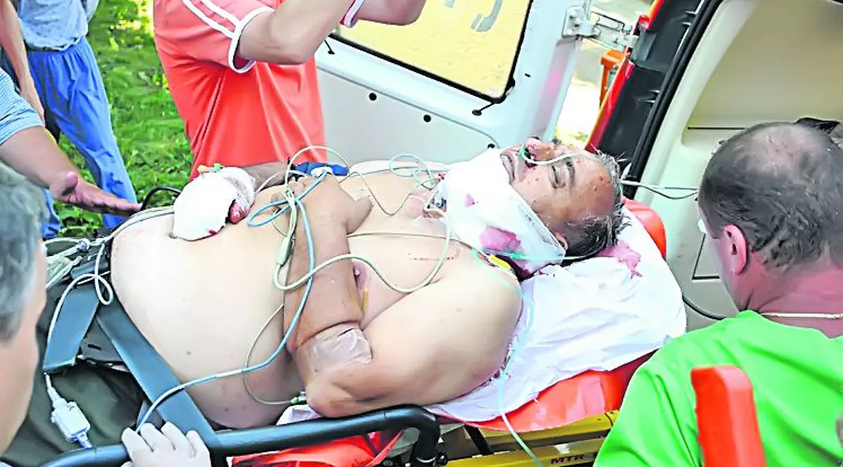 Primar căsăpit cu toporul