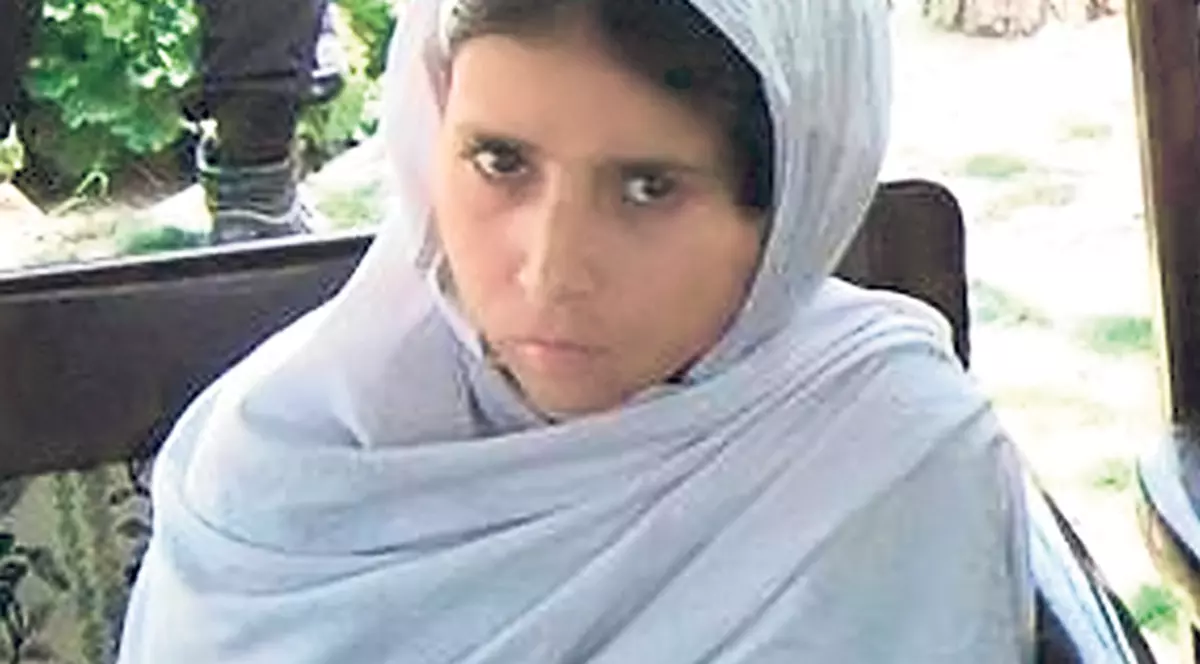 Această fetiţă urma să se arunce în aer!