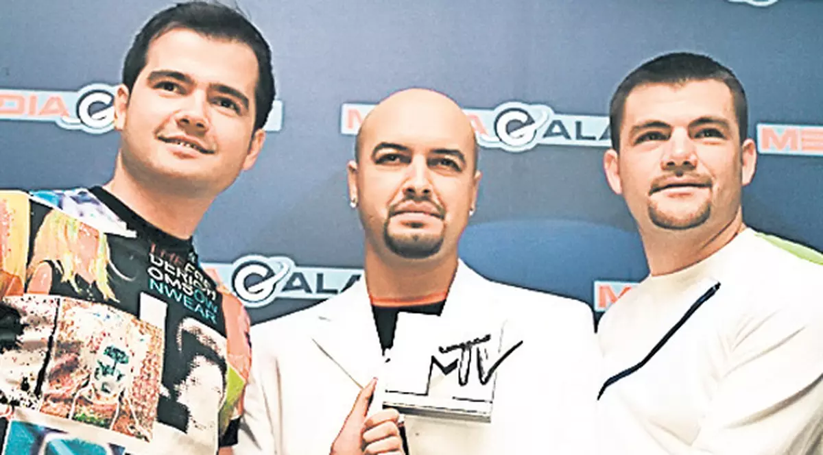 Video | Se reuneşte trupa 3rei Sud Est? Ascultă aici cele mai cunoscute hit-uri!