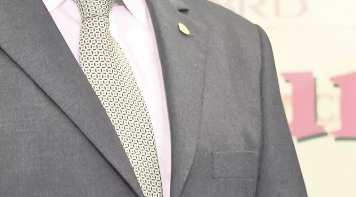 Angajaţii ANI au desecretizat, din greşeală, salariul guvernatorului Băncii Naționale a României: Isărescu lIsărescu face lunar 12.213 €