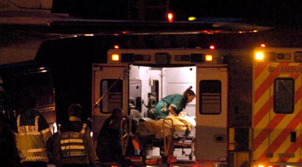 Două eleve de 14 şi 15 ani au încercat să-şi omoare bunicul ca să-i moştenească averea mai devreme