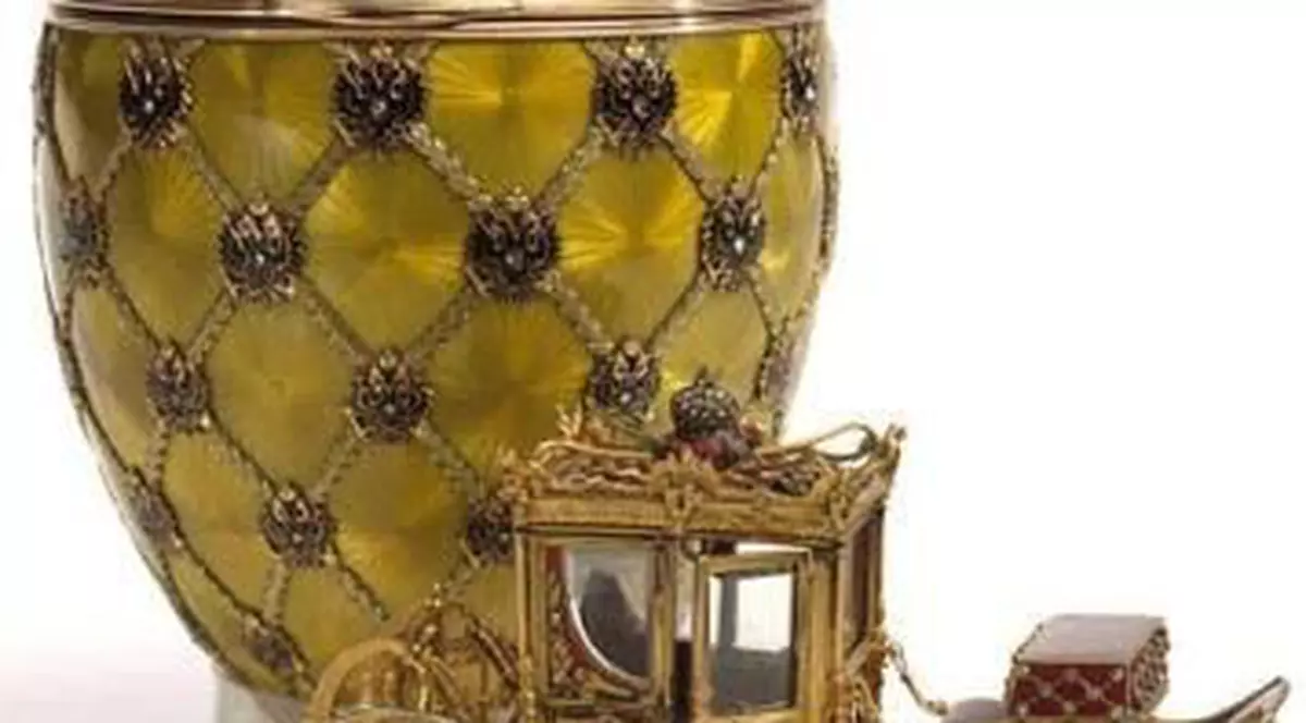 Ouăle Fabergé, vândute de bolşevici americanilor 