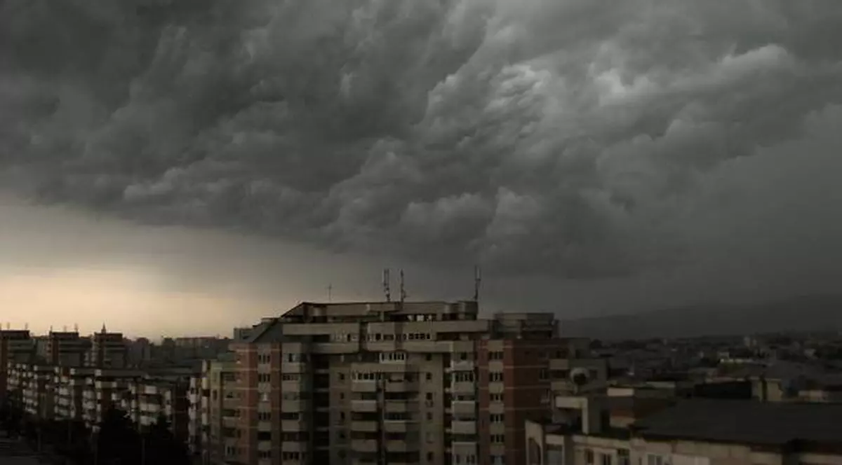 VEŞTI RELE DE LA METEOROLOGI: Avertizare de VREME SEVERĂ în DOUĂ JUDEŢE