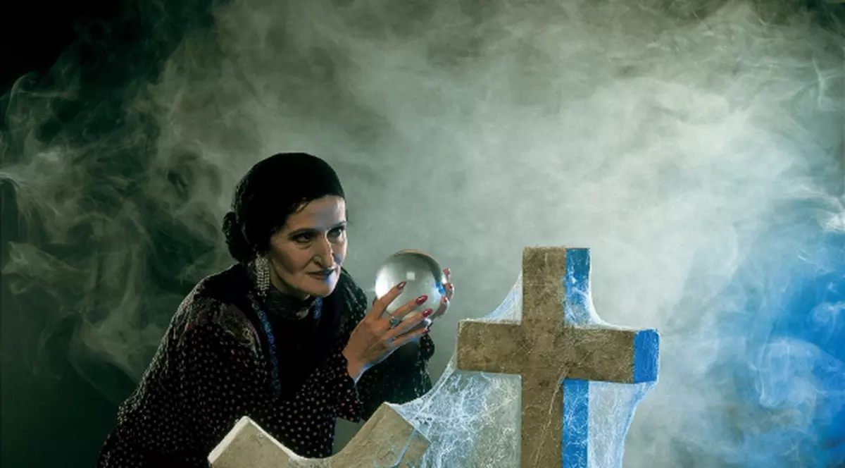 Magie neagră pentru vrăjirea unui medic clujean. S-a apelat la oase umane și un șobolan mort