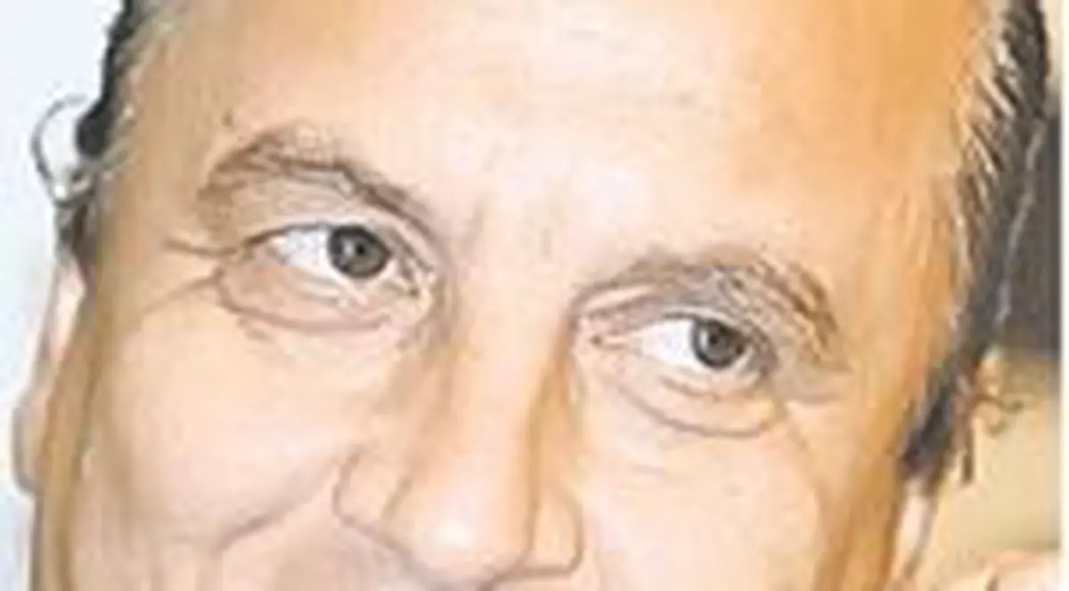 "GREŞEALA" pe care trupa IRIS a evitat-o, după plecarea lui Minculescu. "Sărăcuţu' de Bittman încerca să cânte pe sus, nu putea"