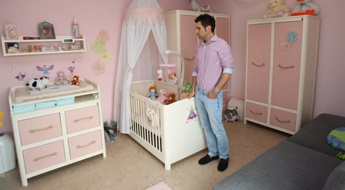 Andrei Badiu pregătea camera pentru al doilea copil când Oana Frigescu a plecat de acasă