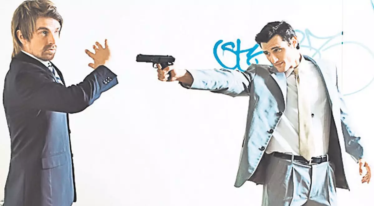 Asasinul şi-a împuşcat şi îngropat cele trei victime