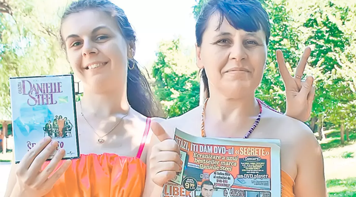 Cititorii, înnebuniţi după Danielle Steel: "DVD-ul de la Libertatea e super!"