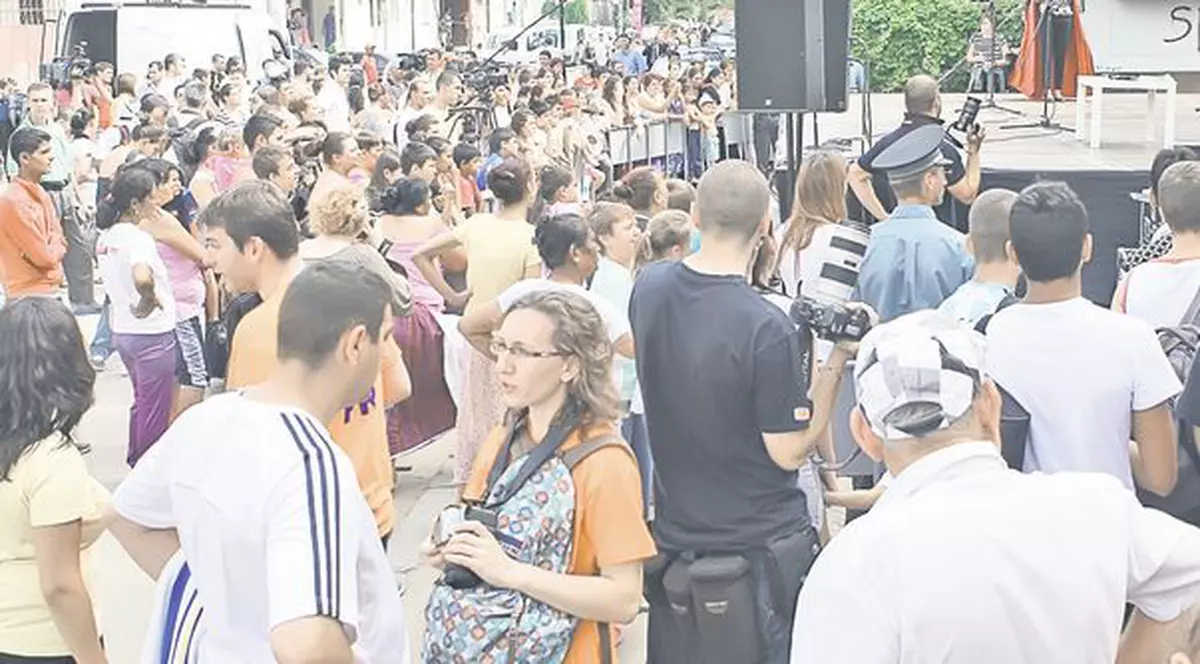 Foto | Au mutat "Olimpiada" în ghetou