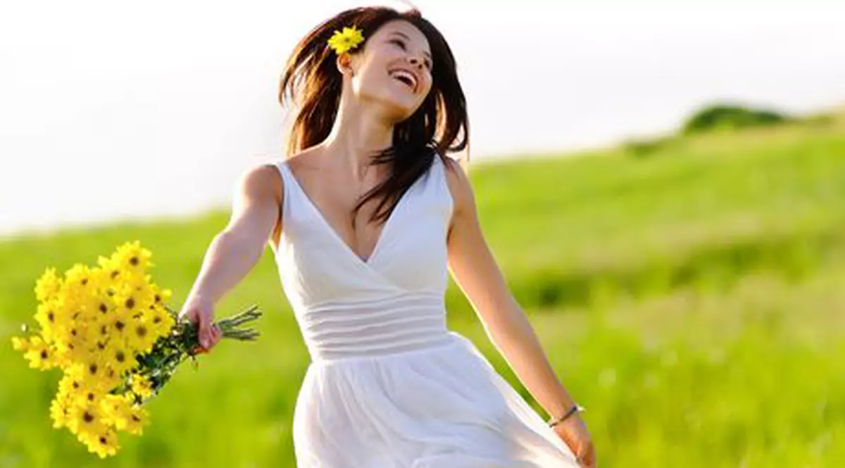 Uite 3 reguli pe care trebuie să le respecţi dacă porţi haine albe!