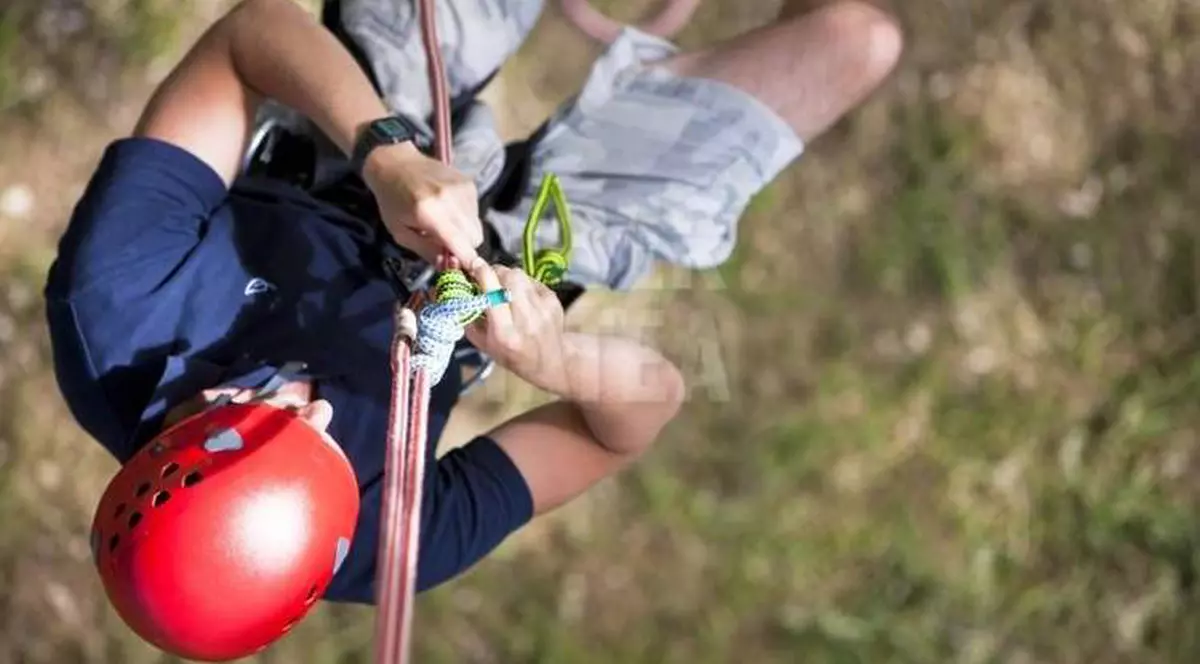 Tot ce trebuie să ştii înainte să porneşti într-o drumeţie la munte