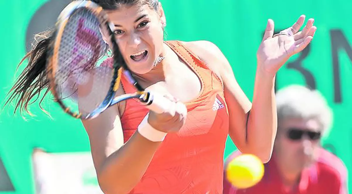 Victorioasă, sâmbătă, în turneul de dublu de la Dallas, tenismena Sorana Cîrstea şi-a mărit venitul pe 2011