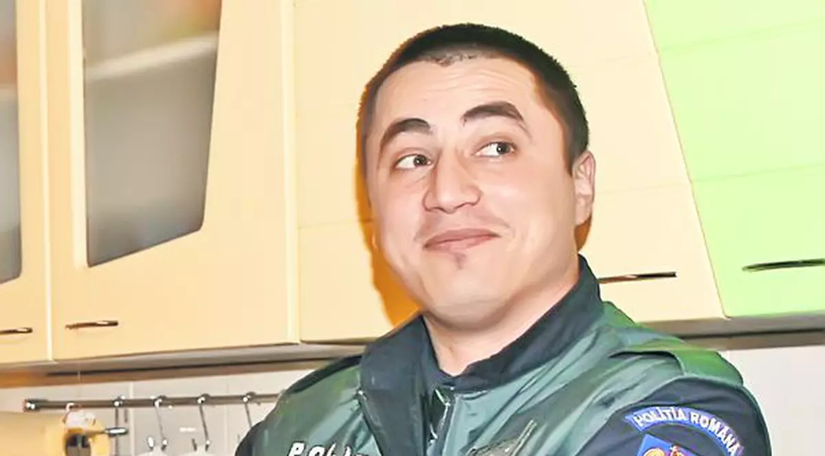 Mâine se împlinesc patru ani de la dispariţia Elodiei! Poliţistul Cioacă face mişto de şefi?