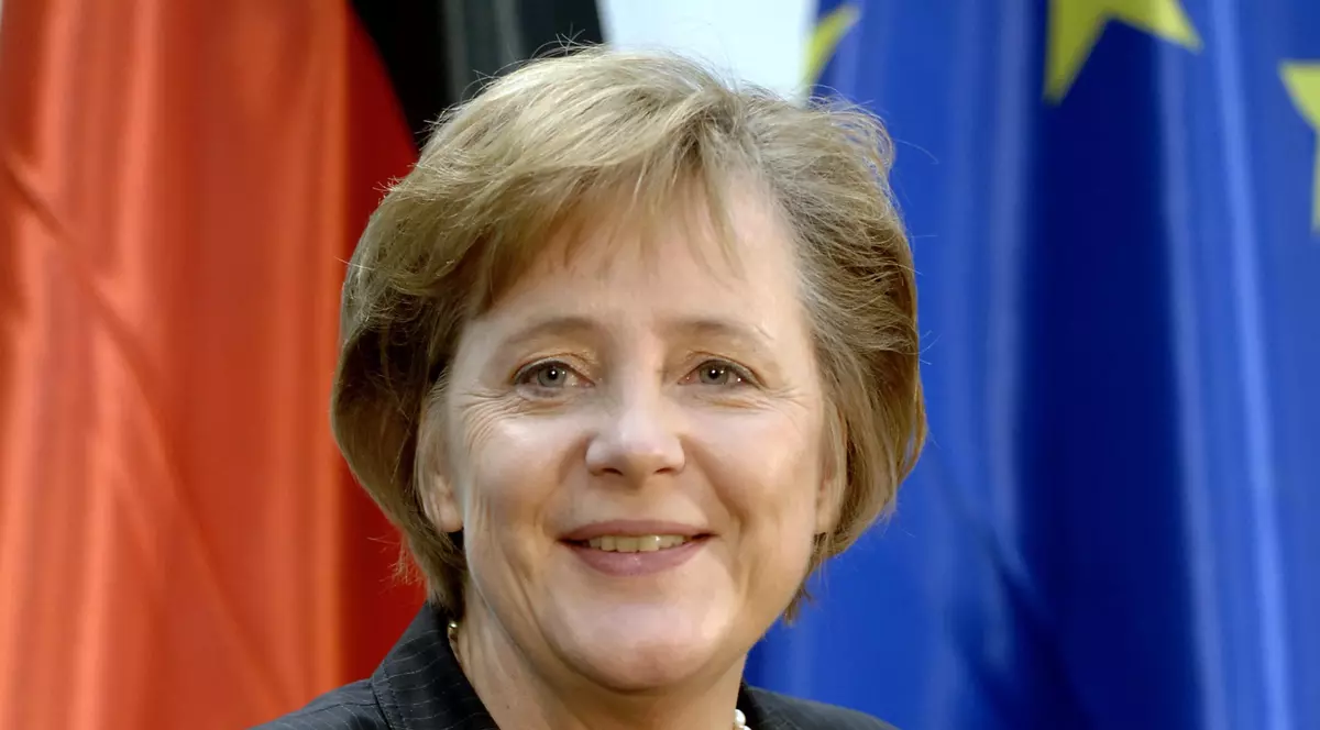 Angela Merkel şi-a anulat vizita în Rusia de la începutul lunii septembrie