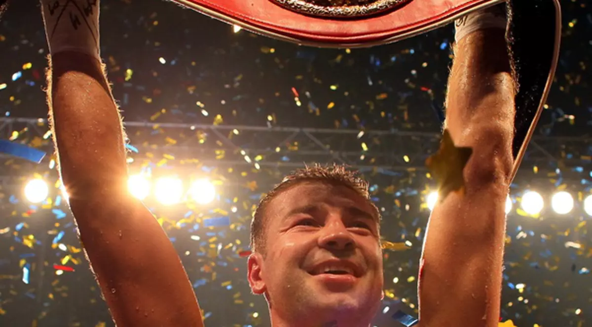 Lucian Bute ar putea boxa cu Allan Green