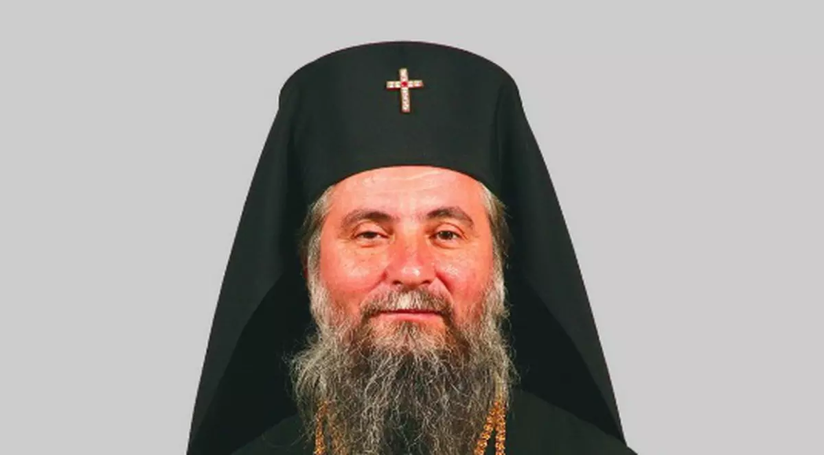 Mitropolitul Olteniei declară război restaurantelor din zona reşedinţei sale