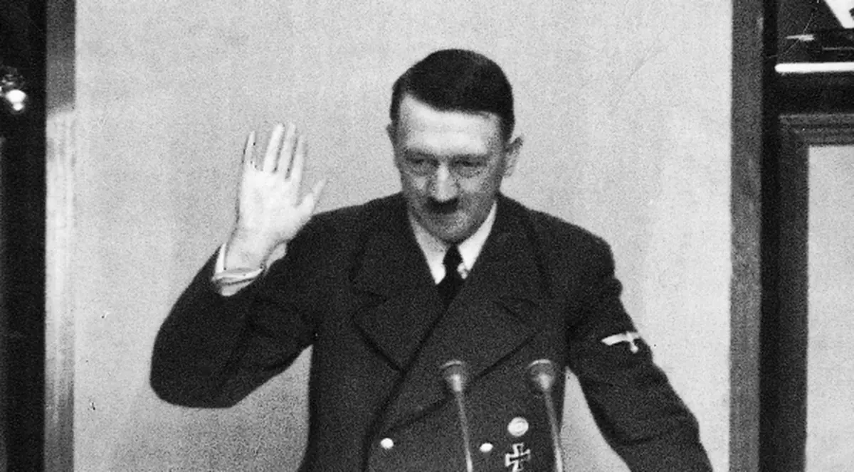 Spionii englezi voiau să îi dea lui Hitler hormoni feminini