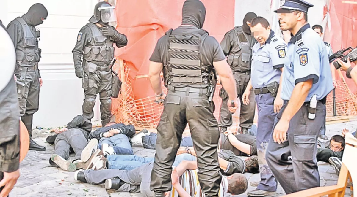 «Se măcelăresc pentru supremaţie»