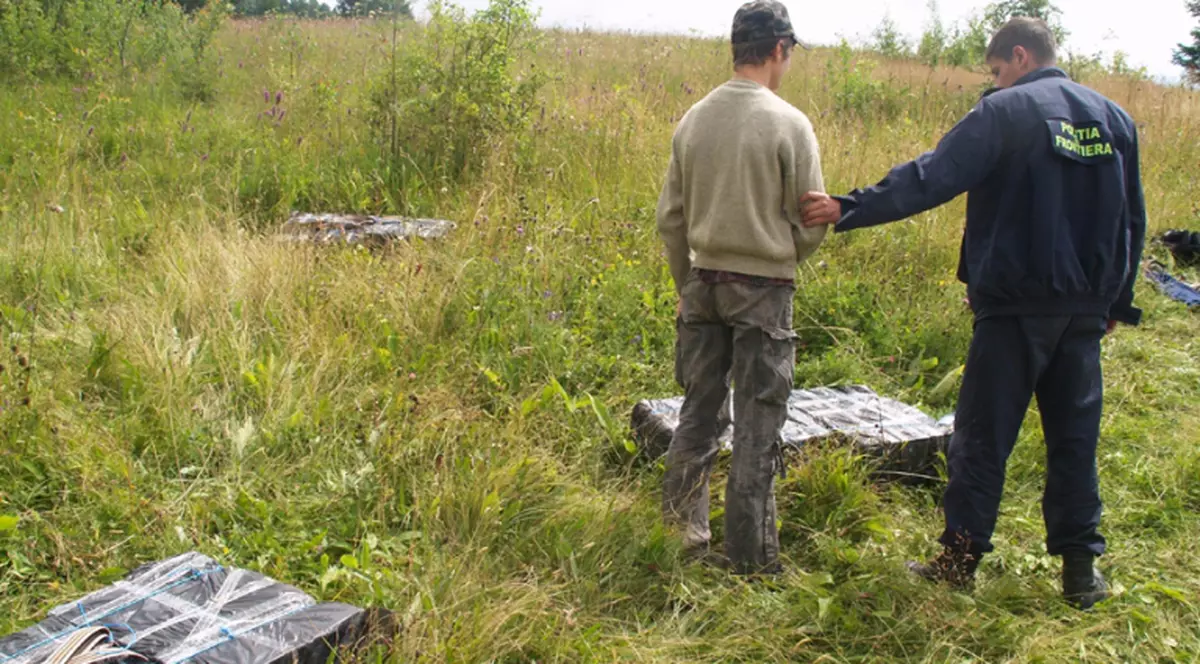 Contrabandişti din Suceava, reţinuţi cu focuri de armă
