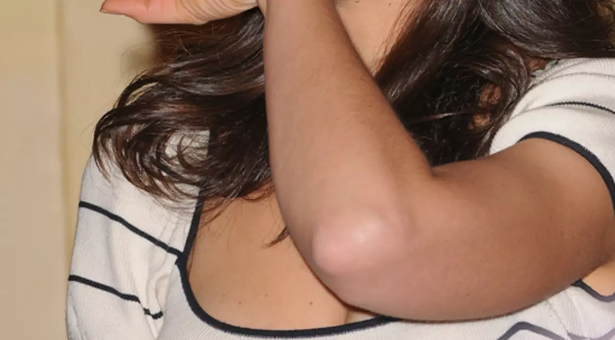 ŞOCANT! Katie Holmes se TEME PENTRU VIAŢA ei. Crede că e urmărită de scientologi, după divorţul de Tom Cruise