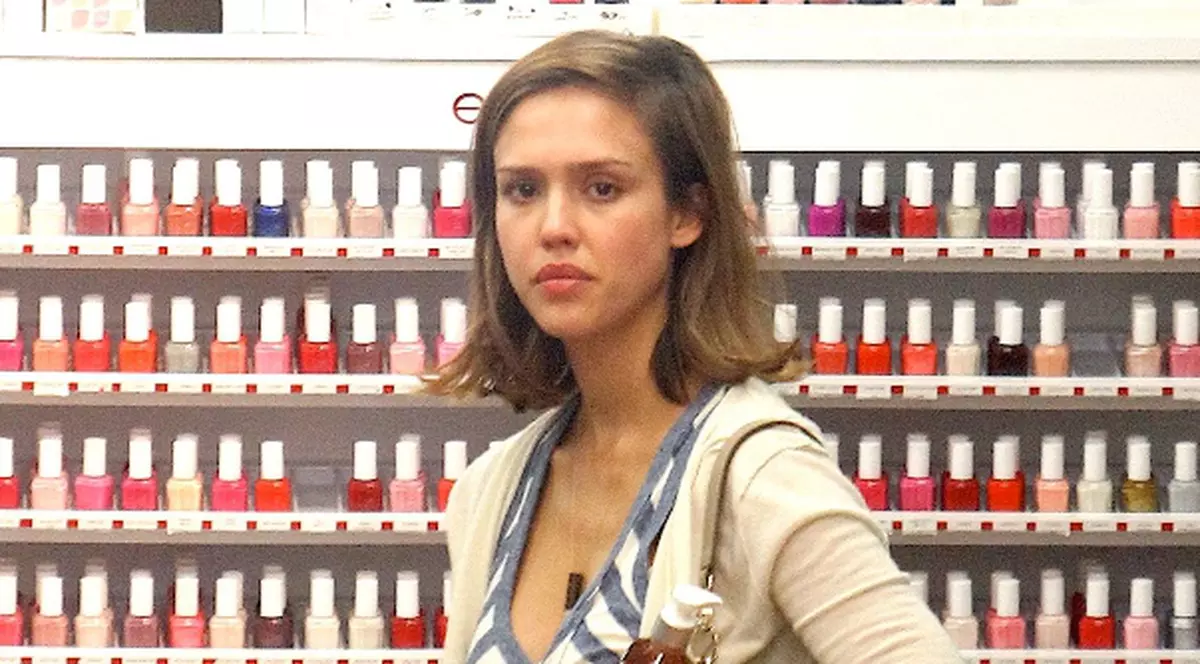 Jessica Alba: "Mi-am întâlnit soţul şi într-o viaţă anterioară"