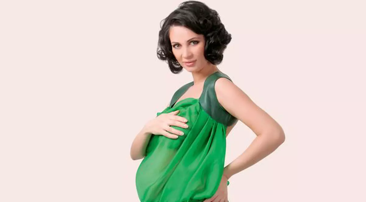 Nicoleta Luciu are dureri din cauza sarcinii și cheamă zilnic maseurul acasă