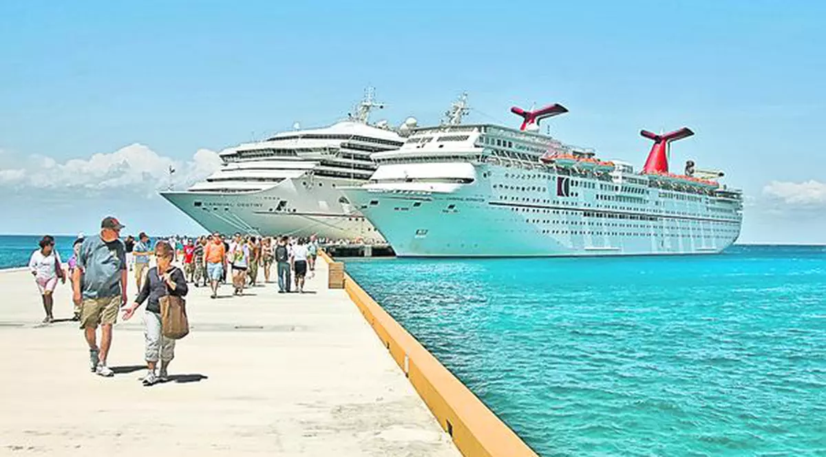 Românii sparg 8.000.000 € pe croaziere de lux!
