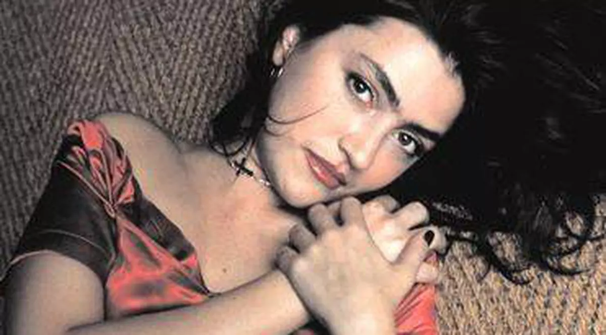 Rona Hartner i-a făcut slujbe de pomenire cântăreţei Amy Winehouse