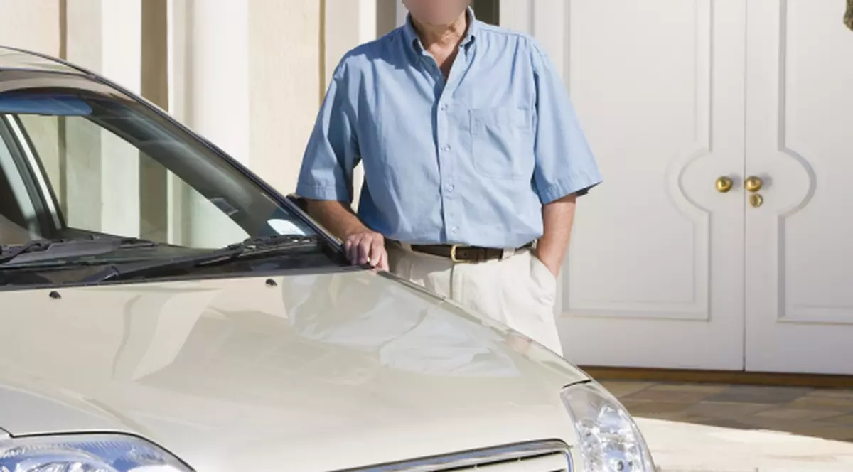 Bunicul și-a ucis nepoțica de doar un an în timp ce parca mașina