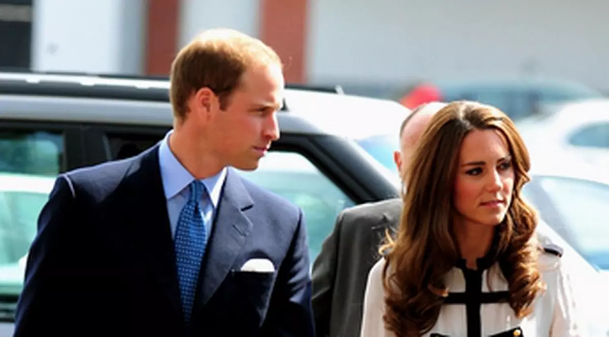 Kate și William au vizitat zona din Birmingham unde au avut loc proteste