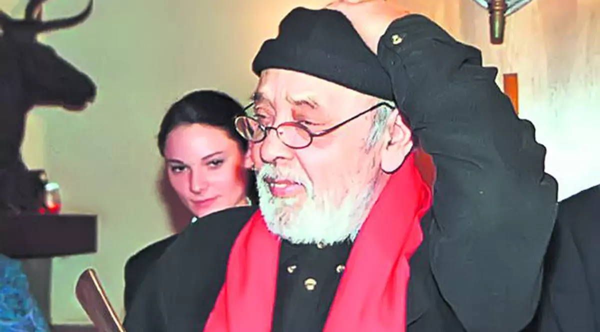 Condus pe ultimul drum de o mână de oameni