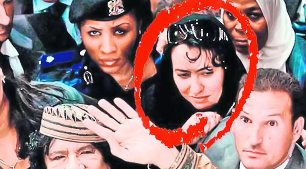 Foşti consilieri ai dictatorului libian susţin: «Gaddafi e ascuns la o vrăjitoare»