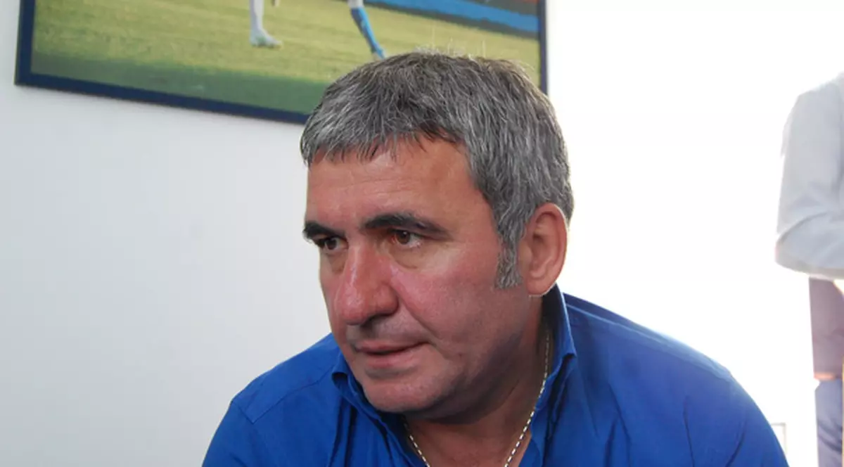 Foto | Gică Hagi are 300 de copii