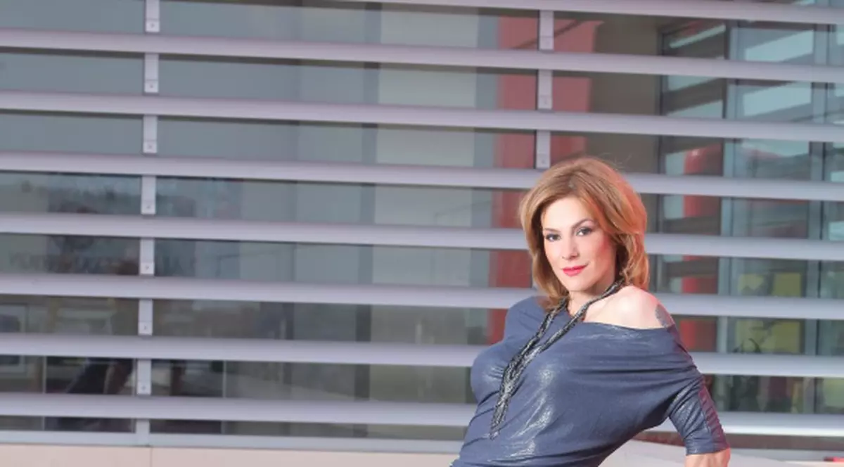 Roxana Ciuhulescu va fi reporter special Happy Hour, Poveştiri Adevărate şi Pro Motor