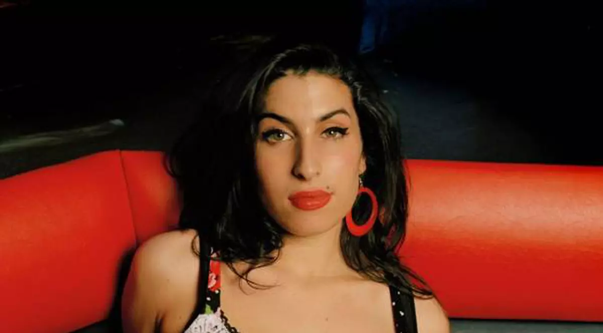 Video | Ascultă ultima piesă înregistrată de Amy Winehouse