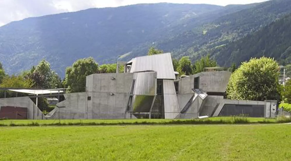 Americanii au decis: astea sunt cele mai ciudate trei case din lume