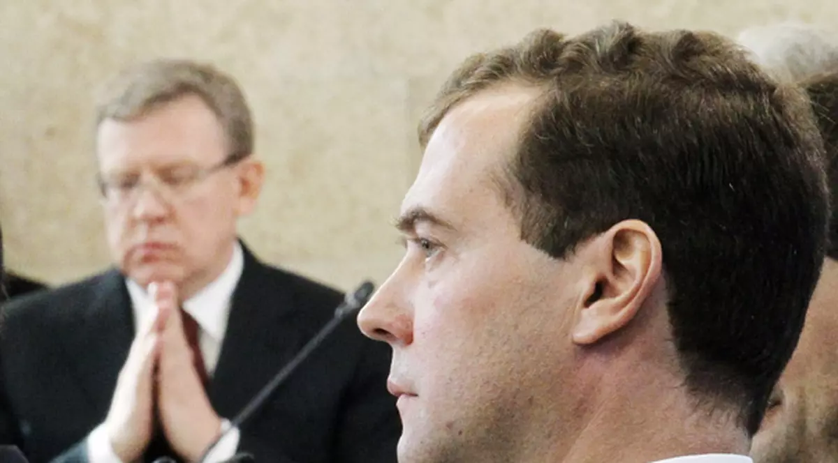 Medvedev a cerut demisia, în direct la TV, a ministrului rus de finanțe