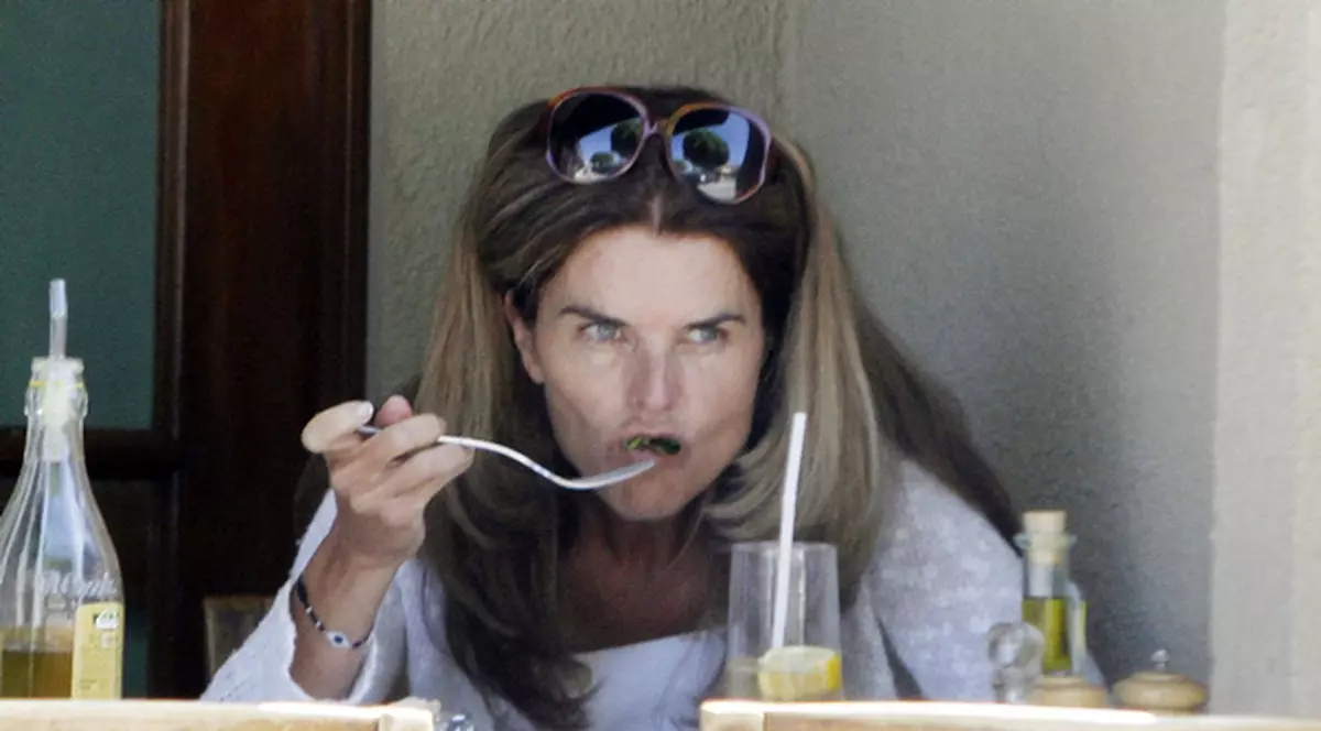 Foto | Maria Shriver are un iubit nou? Dar de ce înfulecă așa?