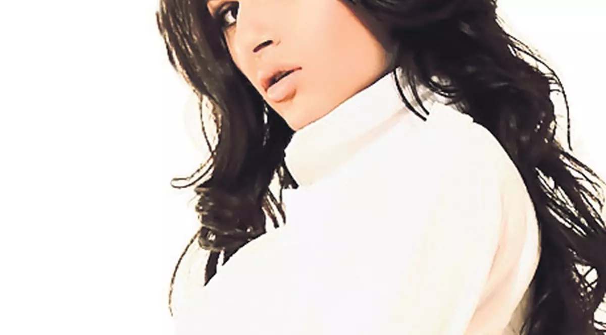 Ramona Gabor îi face recomandări Biancăi Drăguşanu... în materie de cărţi