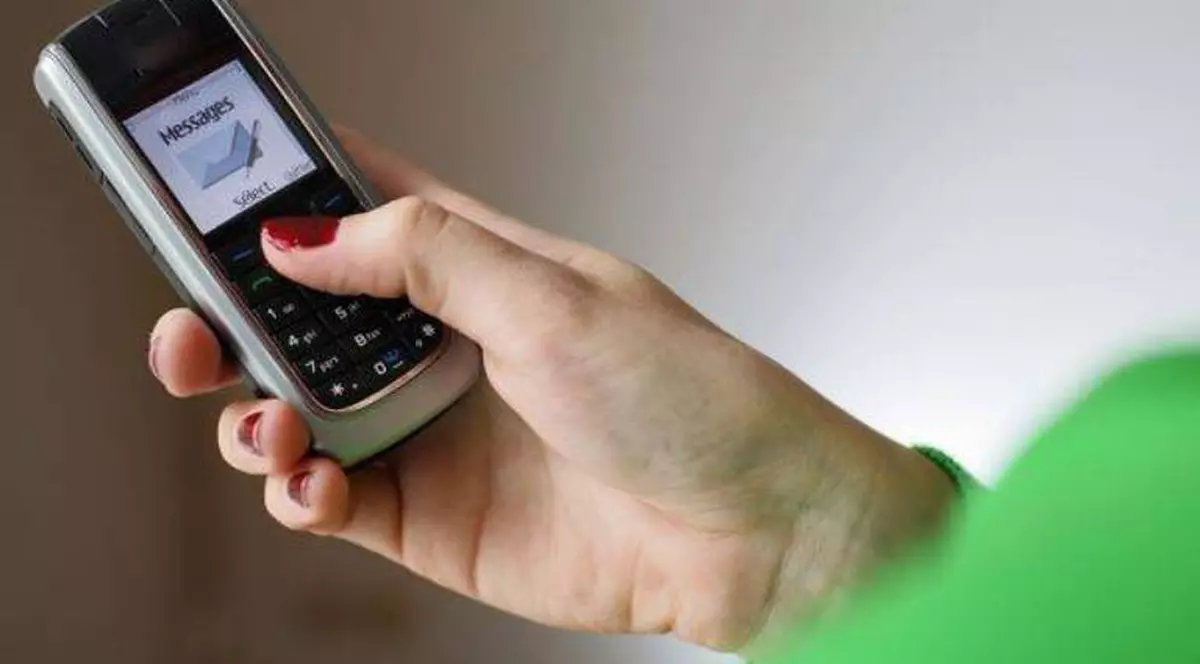 India limitează numărul de SMS-uri trimise într-o zi din cauza mesajelor publicitare nesolicitate