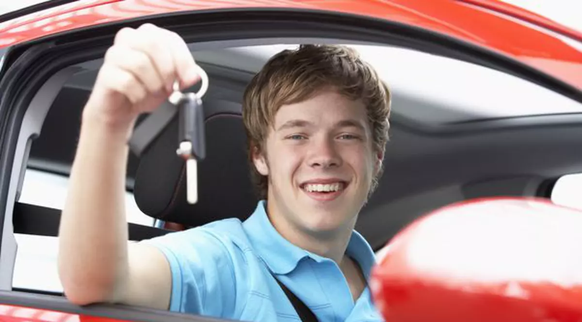 Iată cum poţi să faci economie la benzină!