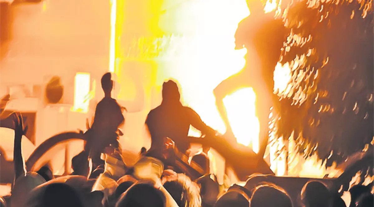 Ţiganul din cauza căruia se revoltă Bulgaria are afaceri în România