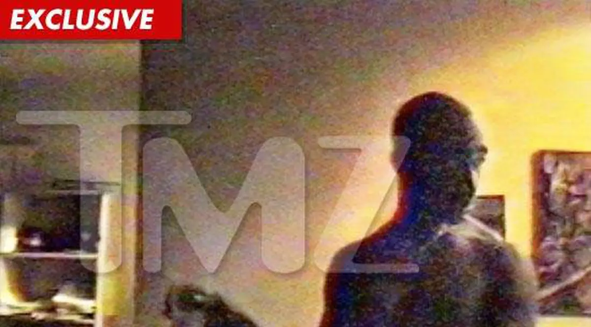 Reprezentanţii lui Tupac, gata să vândă filmul XXX cu artistul