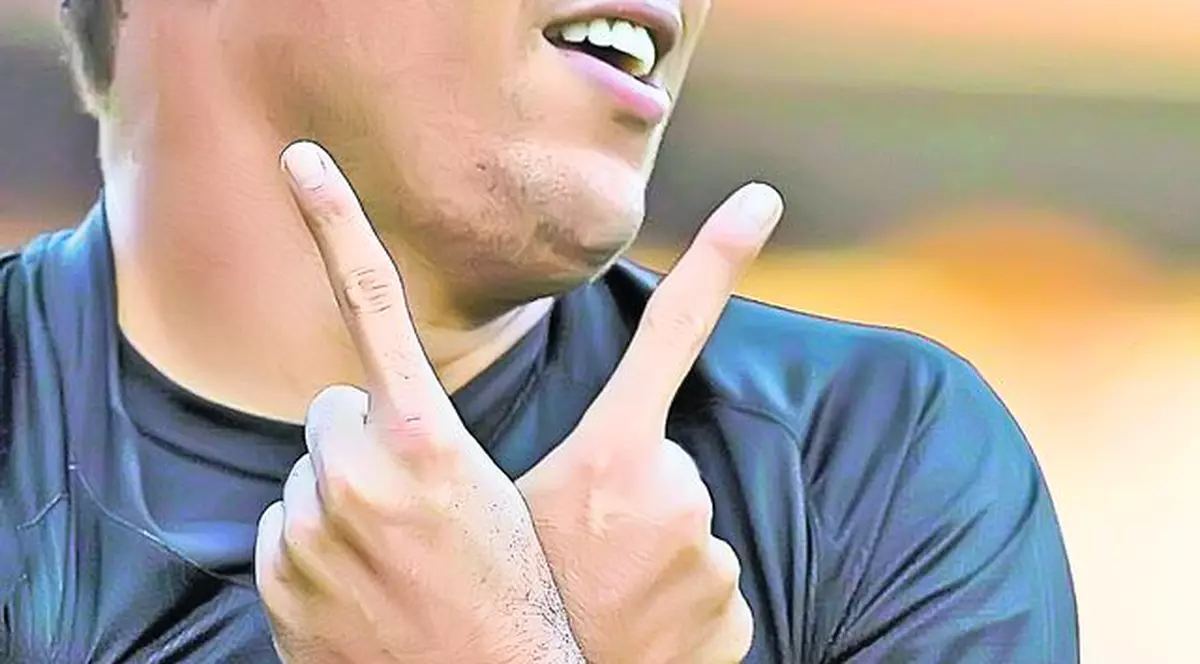 Ronaldo, fostul mare atacant brazilian, a povestit cum fugea din cantonamentele echipei naţionale