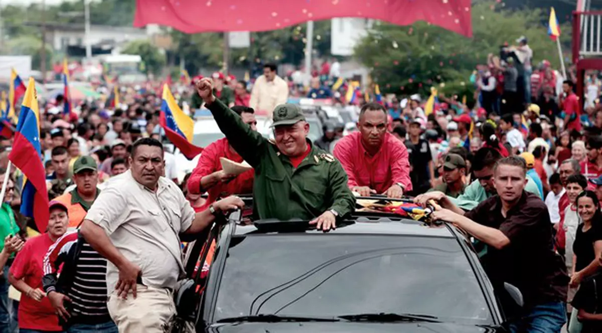 Hugo Chavez, fericit că a scăpat de cancer. Iată cum a sărbătorit!