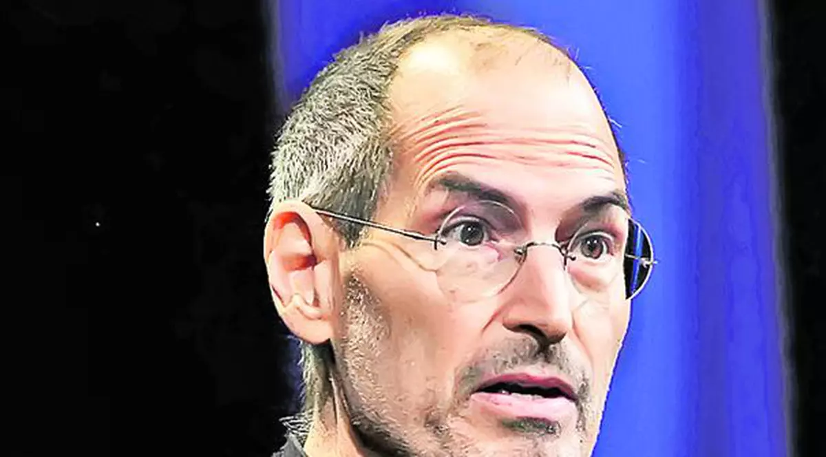 Biografia oficială a lui Steve Jobs va fi lansată peste două săptămâni