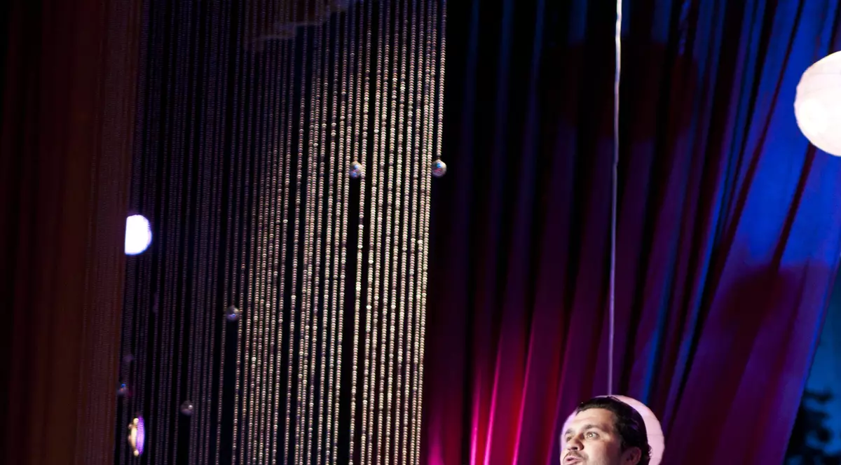 Un teolog pe scena Festivalului „Crizantema de aur”