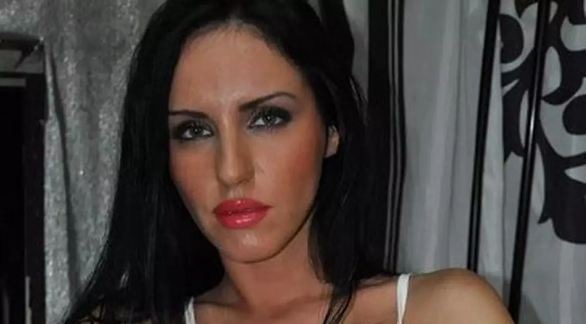 Cristina Roman: "Buzele mele sunt mai costisitoare decât ale Simonei Traşcă"