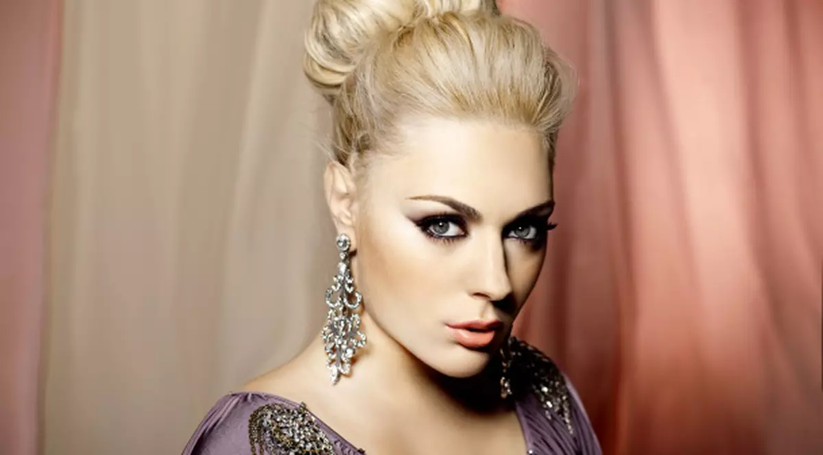 Giulia Nahmany lansează bijuterii din cristale Swarovski